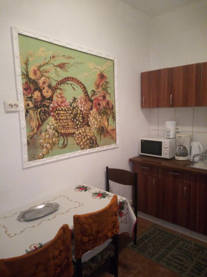 Alex-gabriel Apartment
